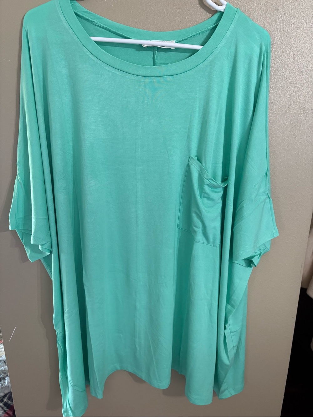 Zenana Outfitters Oversized Pocket Tee in Mint Green